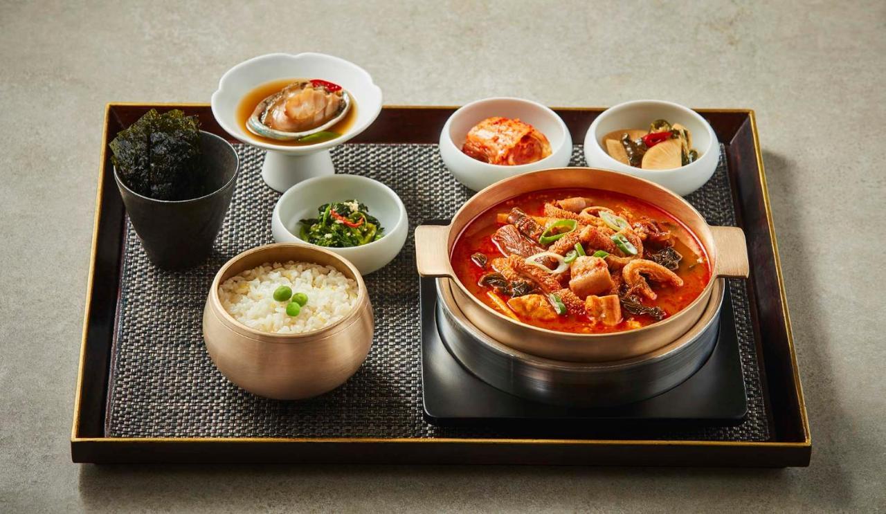 Roynet Hotel Seoul Mapo Экстерьер фото